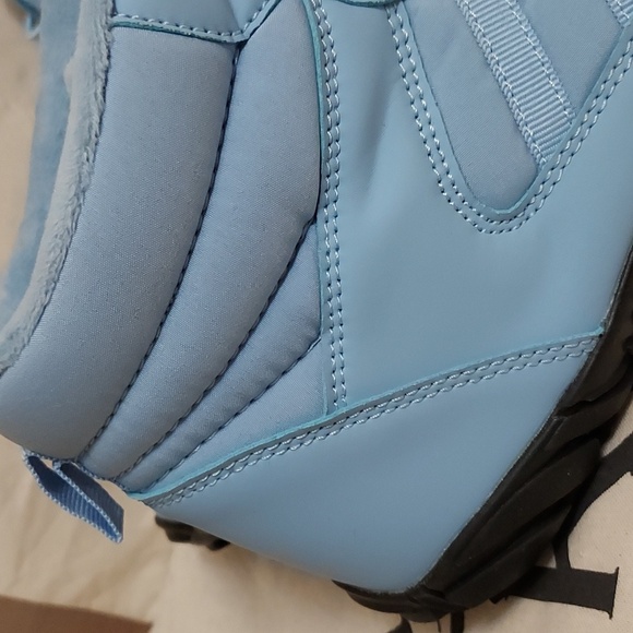 Unisex Hike Footwear Boot - Picture 7 of 14